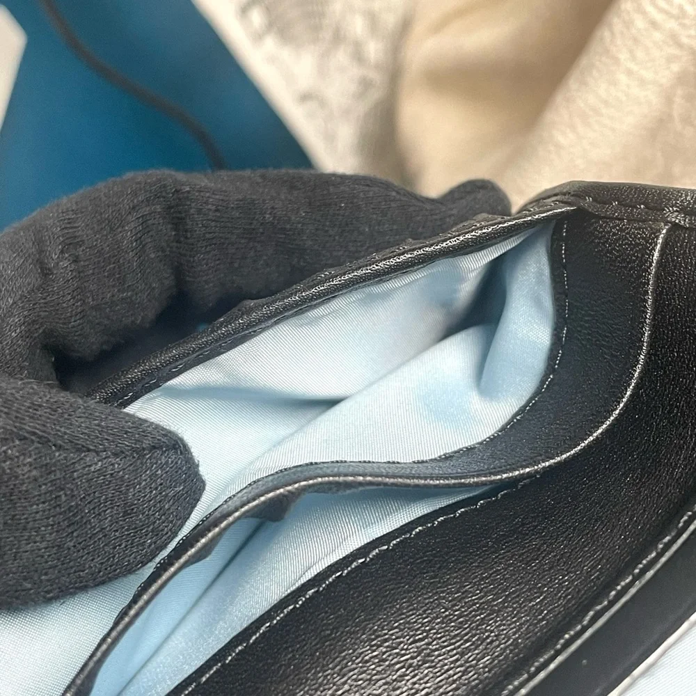 Coach Y2k Black & Gray Signature Turnlock Wallet 3.5 in H x 5 in L - Picture 8 of 10